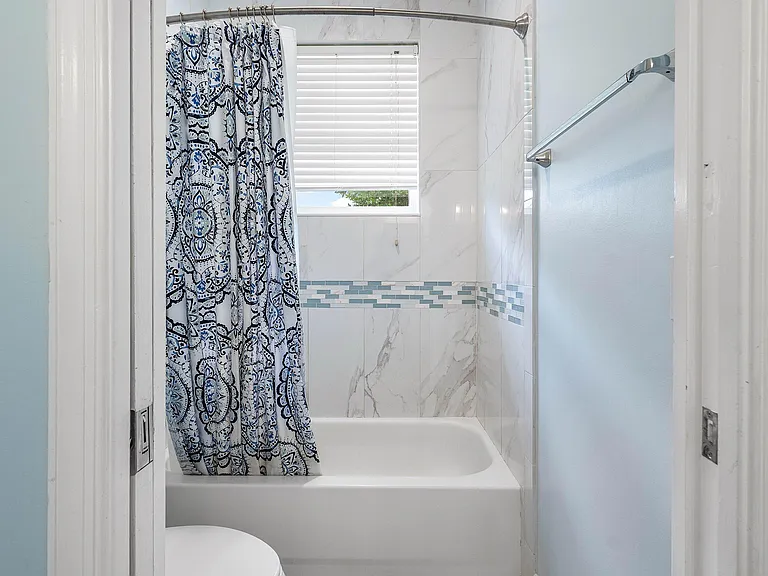 4675 Manderly Dr — Photo 19