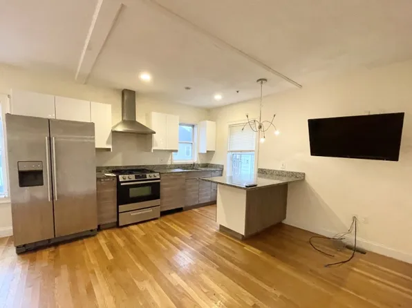 128-130 Hillside St, Roxbury Crossing, MA
