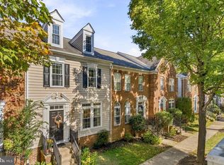 542 Market St E, Gaithersburg, MD 20878