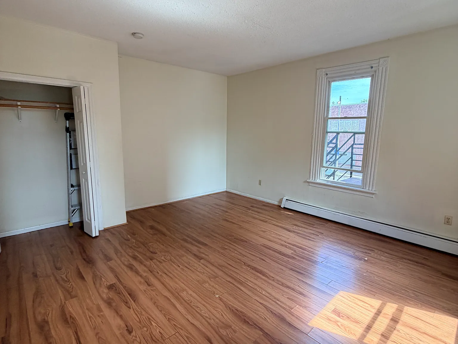 Studio, $1,295 — Photo 3