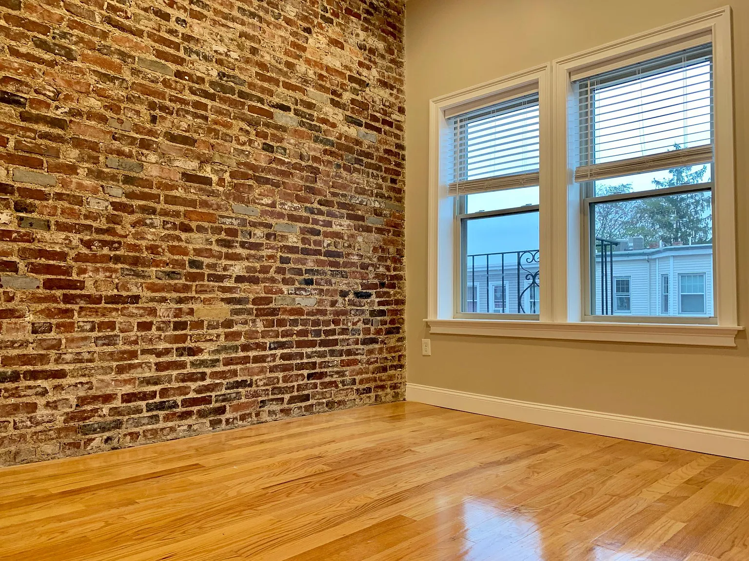 2 bed, 800 sqft, $2,895 — Photo 4