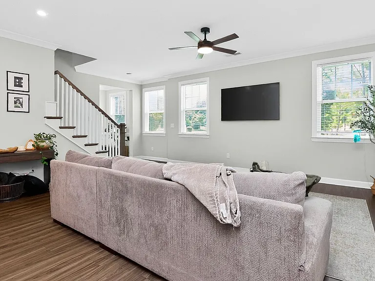 2105 Cadence Trace Dr — Photo 48