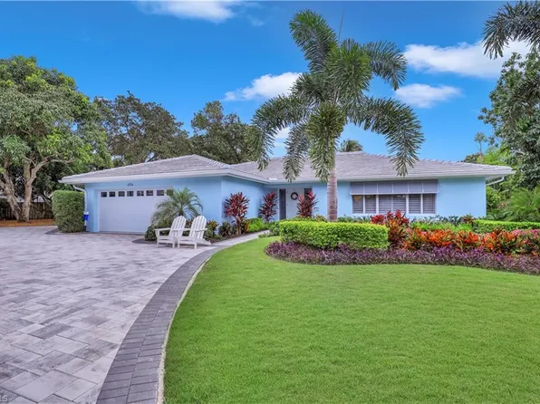 696 Regatta CT, NAPLES, FL 34103