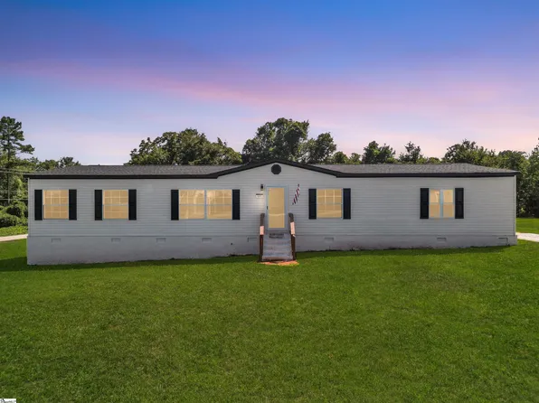 105 Mallard Ln, Gaffney, SC 29341