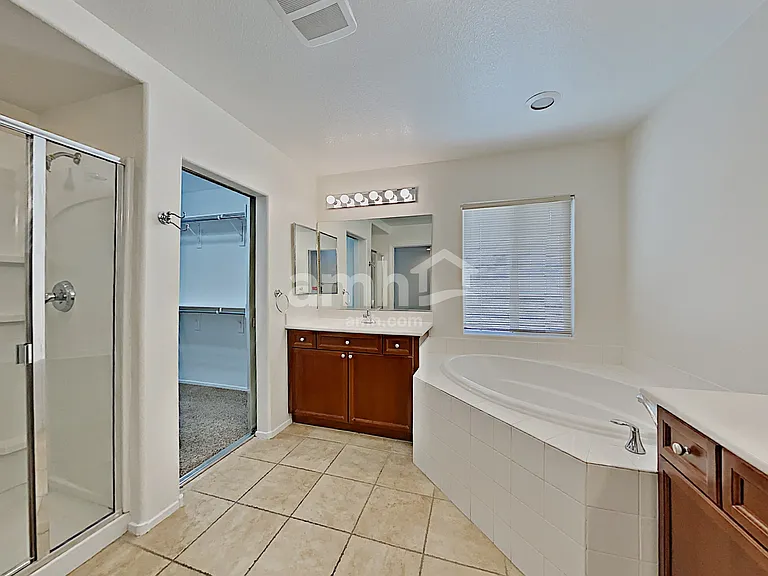 10580 Elberton Ave — Photo 11