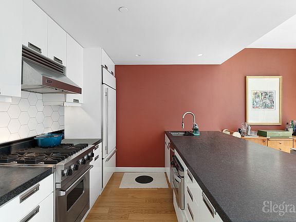 3rd image of 261 W 28th St APT 2E
