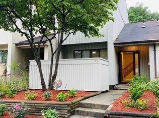 1744 Powder Horn Ter, Woodbridge, VA 22191