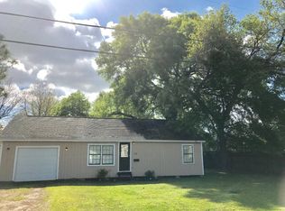 2121 Avenue D, Nederland, TX 77627