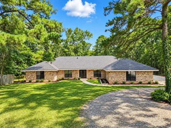 8152 S Lakeshore Dr, Shreveport, LA 71119
