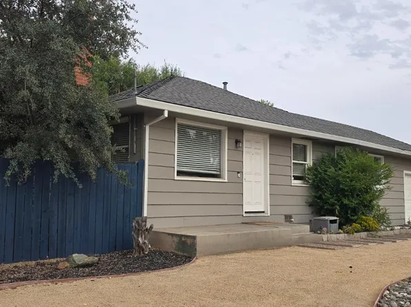 2054 Walnut Ave, Carmichael, CA 95608