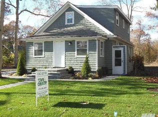 8 Box Tree Rd, East Quogue, NY 11942