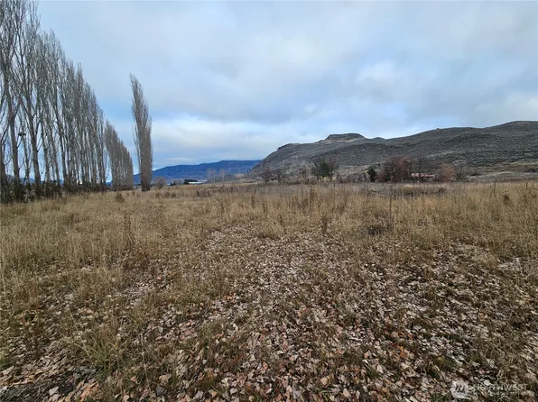 8 D Oneil Road, Oroville, WA 98844