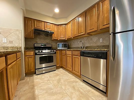 3rd image of 30-76 38th St Unit 3A