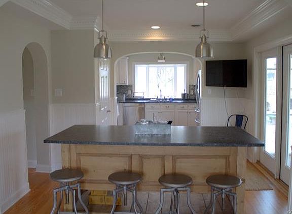 2nd image of 2209 Ettington Ln