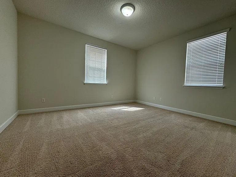 12119 Uleta Ln — Photo 45