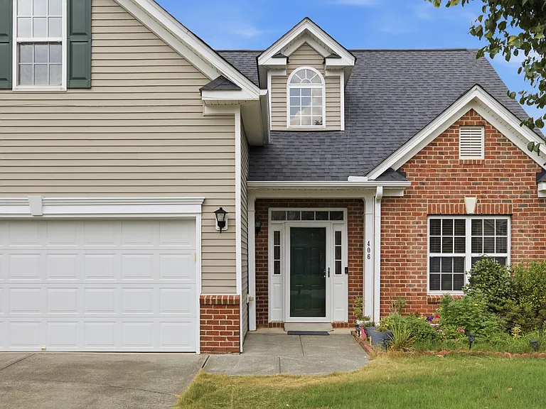 406 Treybrooke Dr — Photo 4