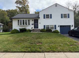 (Undisclosed Address), Metuchen, NJ 08840