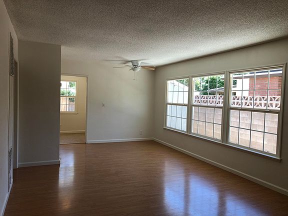 5th image of 1432 W Ivyton St