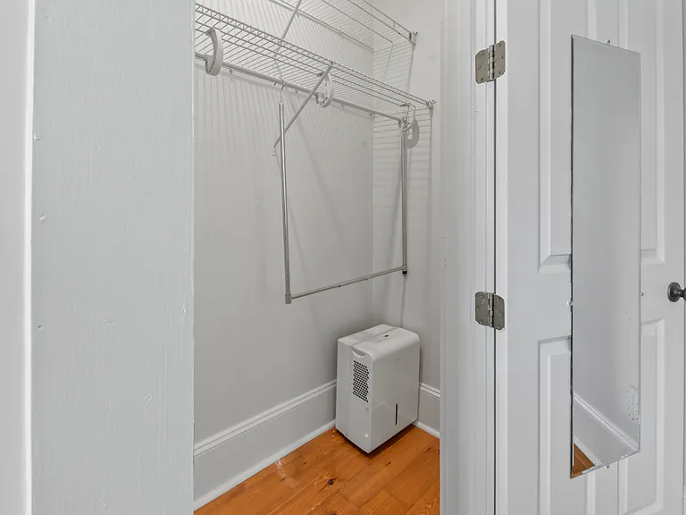2217 Laurel St #4 — Photo 18