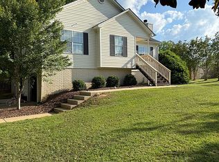 132 Peeks Crossing Dr, Senoia, GA 30276