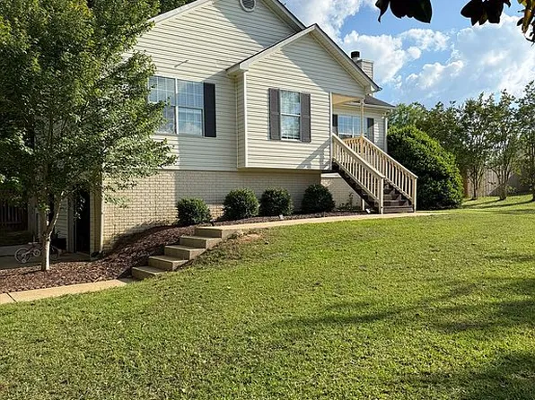 132 Peeks Crossing Dr, Senoia, GA 30276