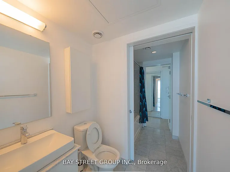 12 York St #5607 — Photo 9