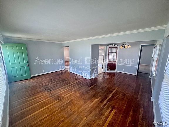 3rd image of 1520 Attica Dr