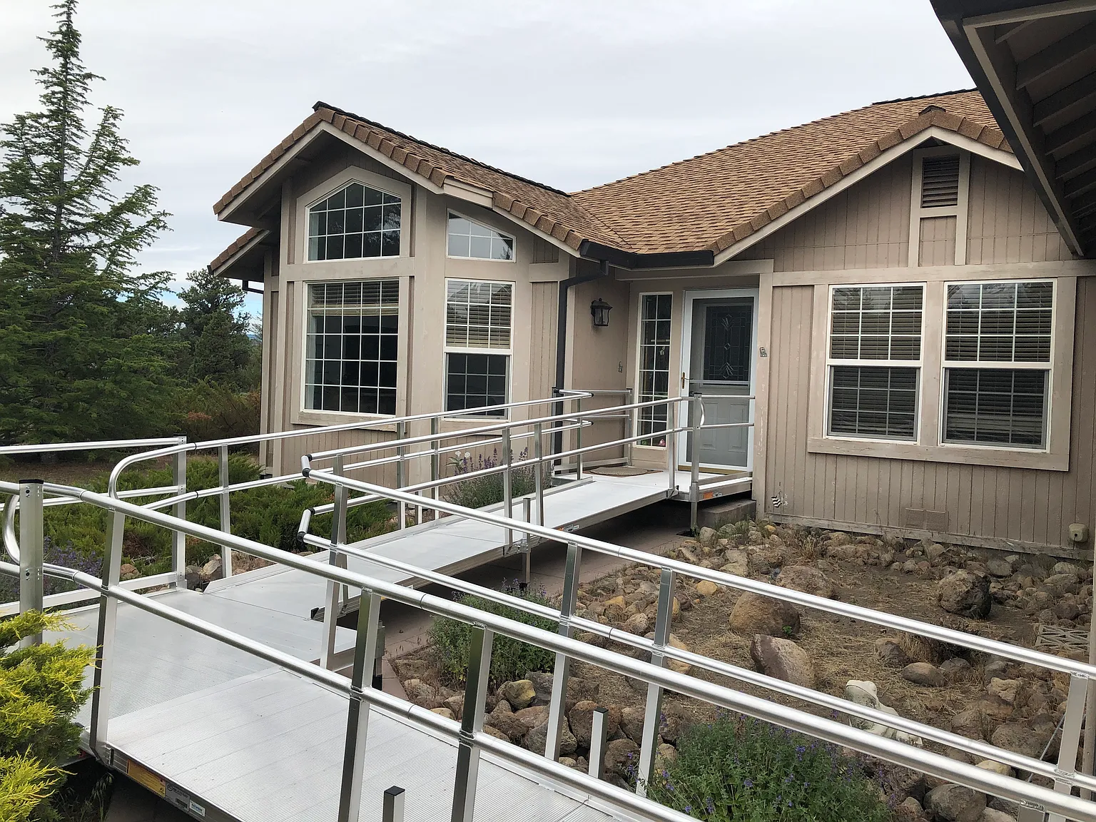 16134 Sherwood Rd photo 1
