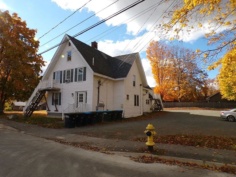 15 Pleasant St — Photo 1