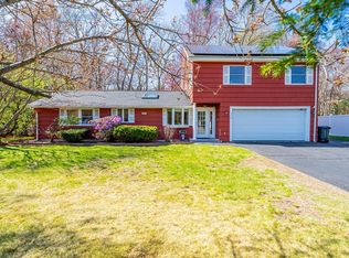 374 Woburn St, Lexington, MA 02420