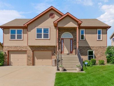 9204 N Holly St, Kansas City, MO, 64155