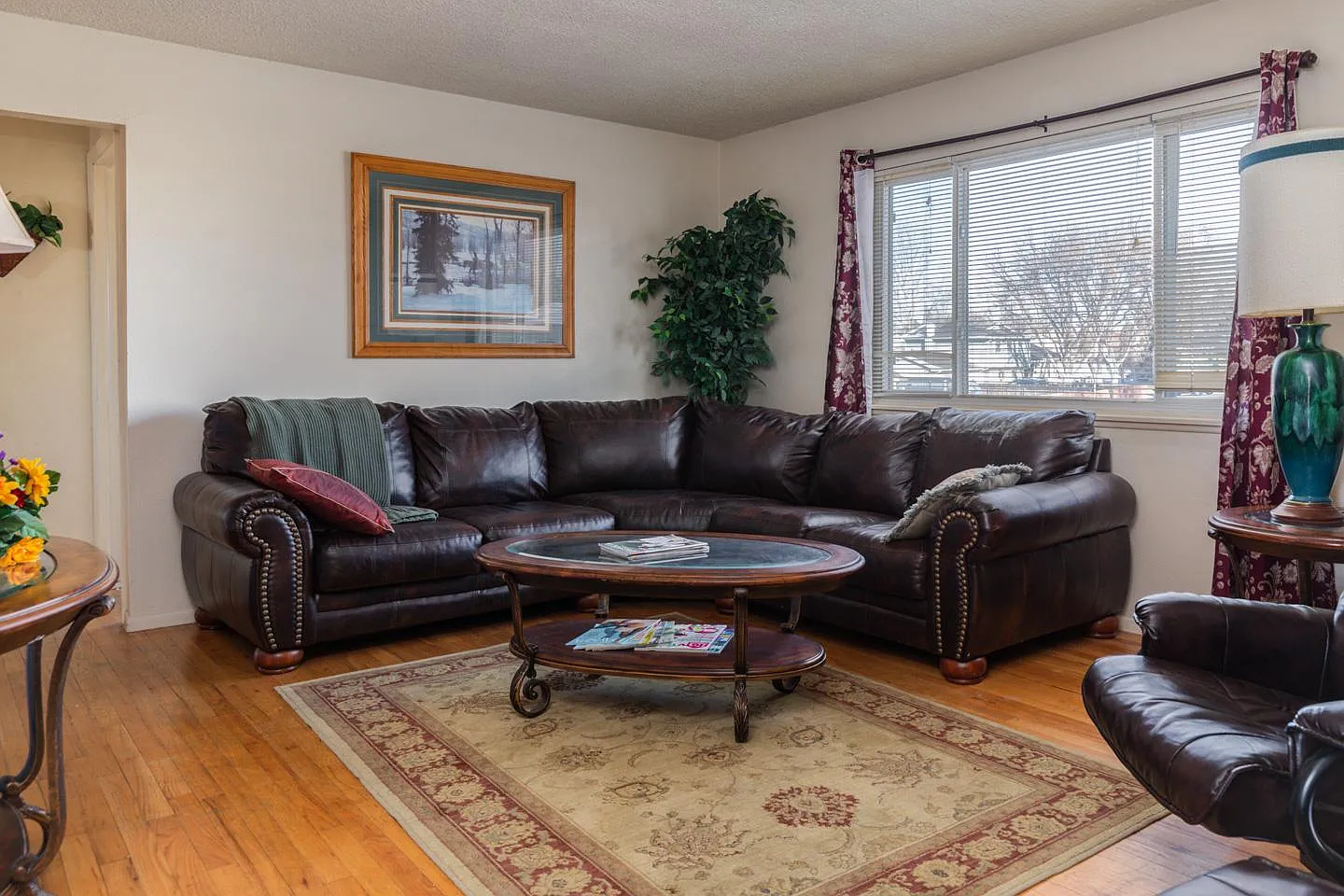48 Calhoun Rd — Photo 2