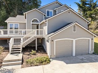 6157 Oceanside Pl NE, Bremerton, WA 98311