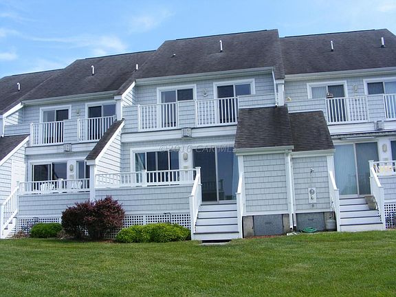 3rd image of 9713 Village Ln #9707C