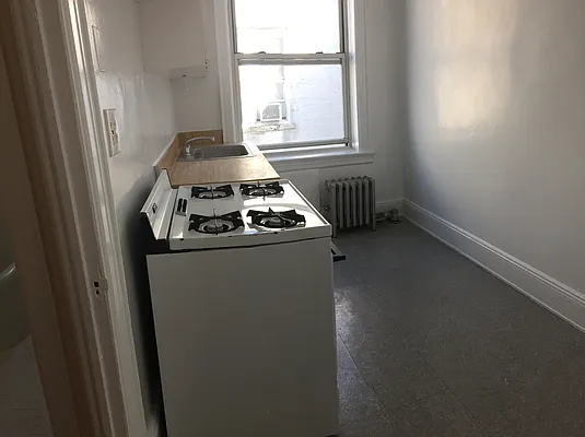 Rented by First Executive Realty Inc | media 1