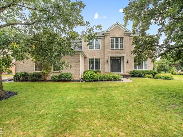 13686 Monique Dr, Carmel, IN 46074