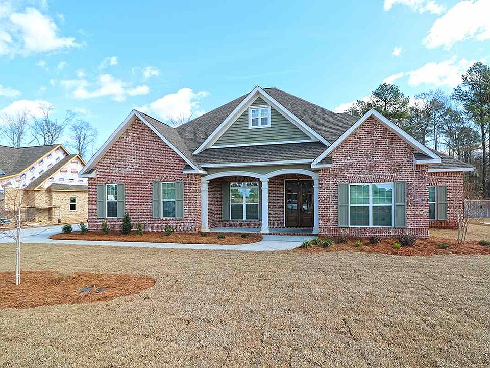 1st image of 210 Woodlands Blvd
