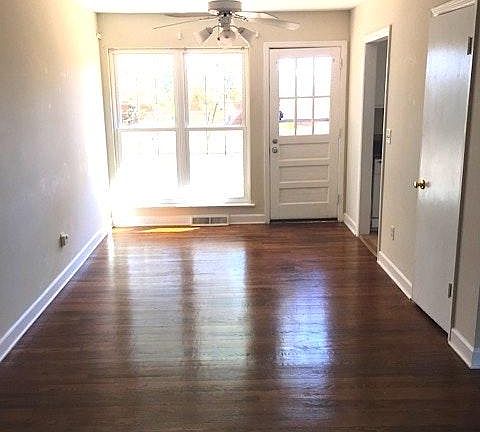 3rd image of 10 Bradley Blvd