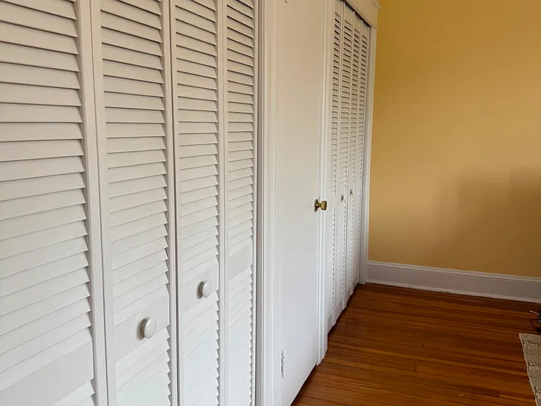 220 S Carolina Ave SE — Photo 9