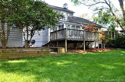 5th image of 3929 Selwyn Ave