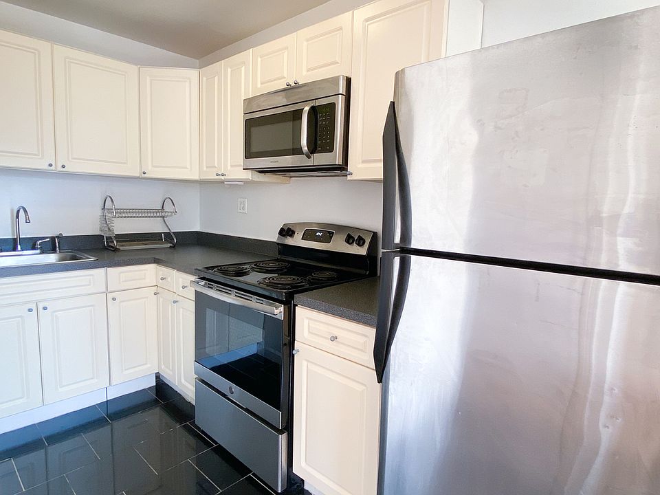 2nd image of 234 Prospect Park W #3RF