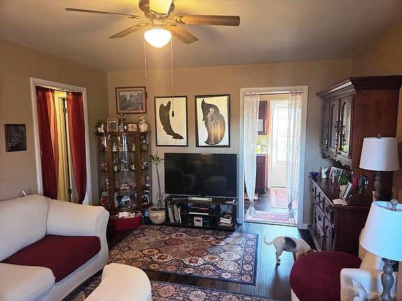 2nd image of 429 SE 11th St #421-425