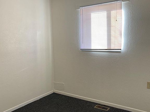 3rd image of 2707 7th Ave APT 3