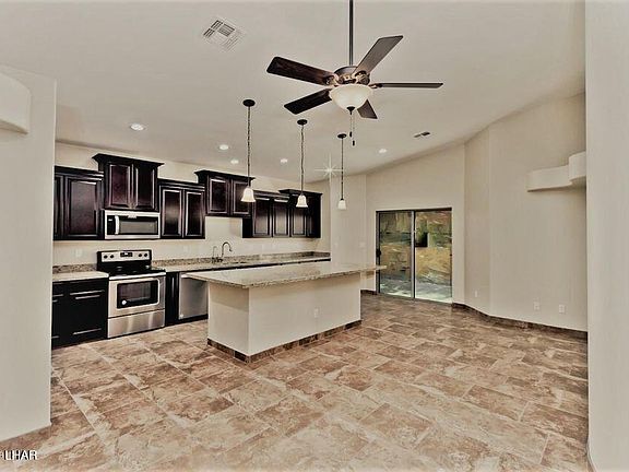 2nd image of 941 McCulloch Blvd S
