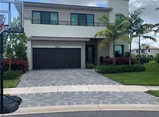 8680 Prospect Ln, Parkland, FL 33076