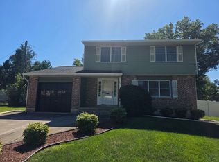 13 Andries Rd, Newark, DE 19711