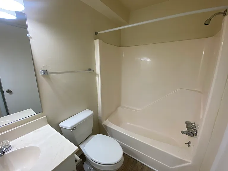 Forestbrook Apartments — Photo 37