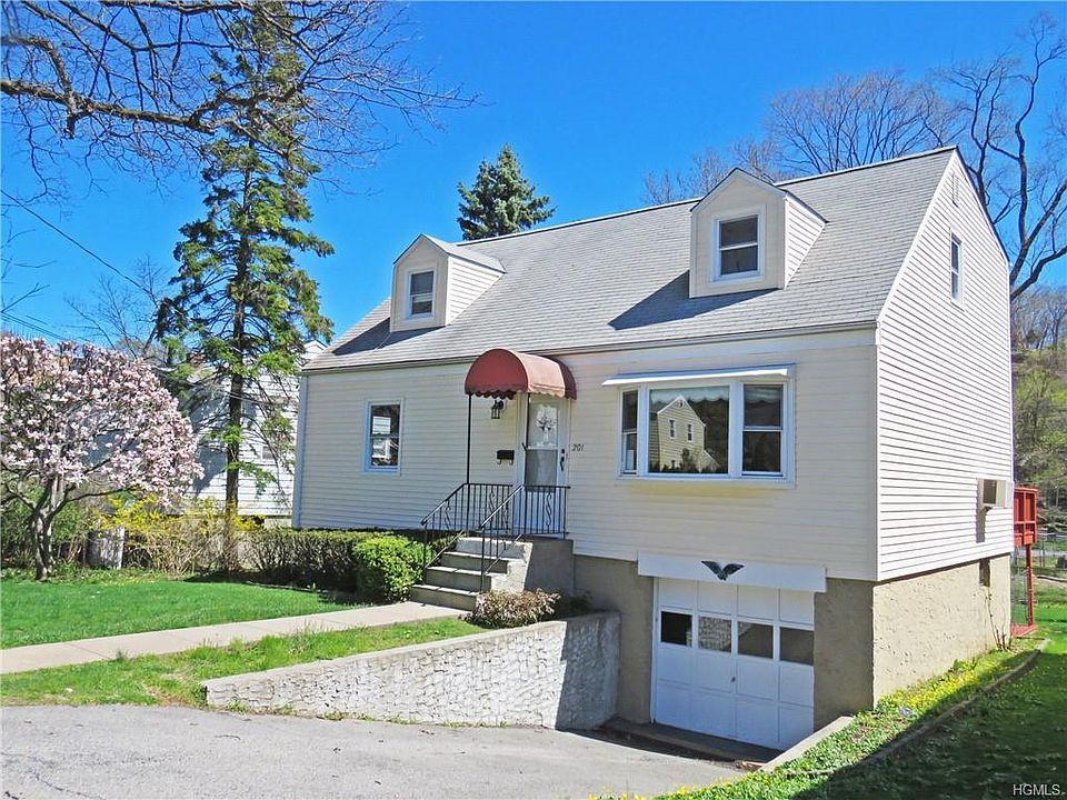 1st image of 201 Farragut Ave