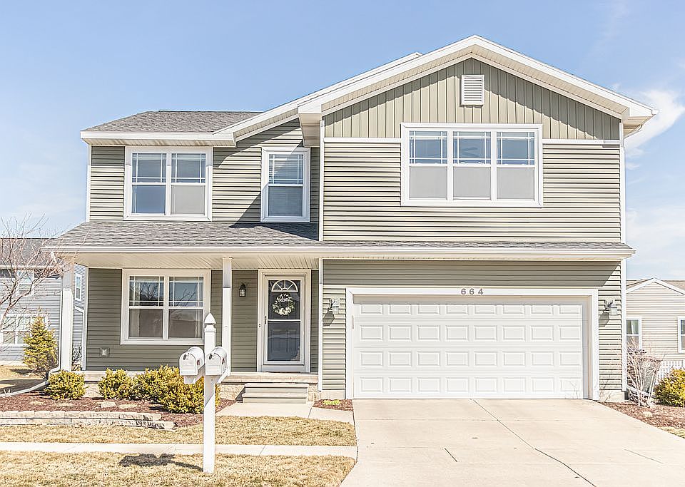 1st image of 664 Phoebe Ln