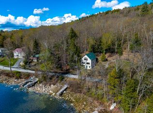 1068 Goose Pond Road, Canaan, NH 03741
